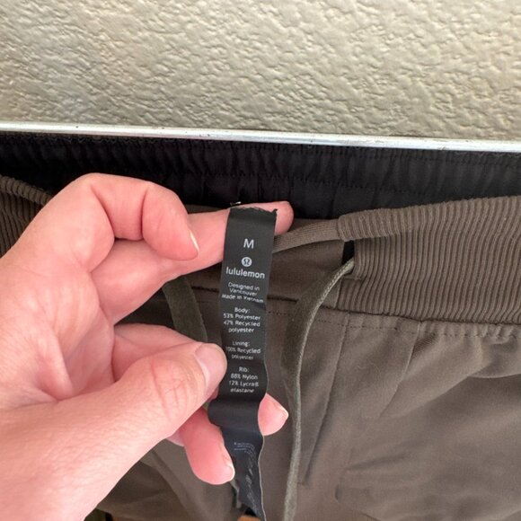 Lululemon Olive Green ABC Joggers Size Medium - Picture 4 of 4